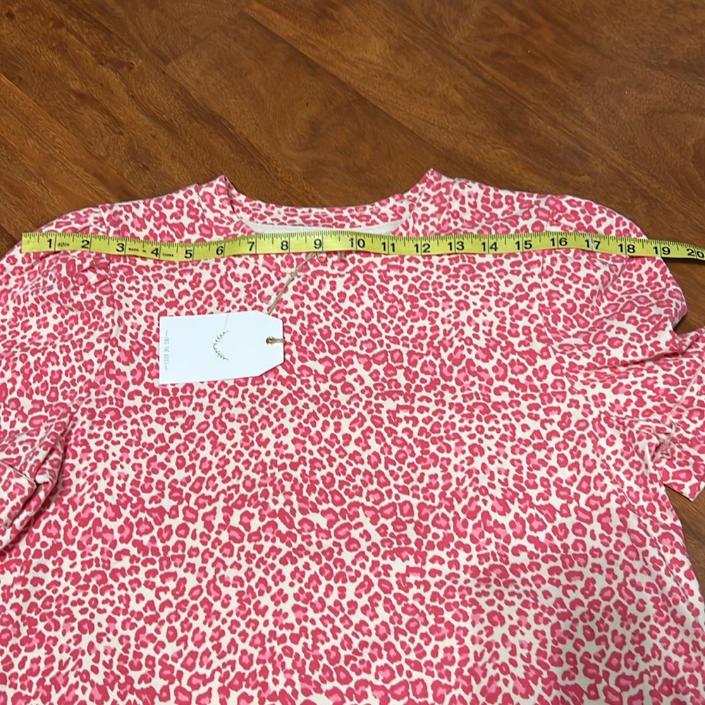 Free the Roses pink Cheetah Print Top NWOT - Picture 6 of 7